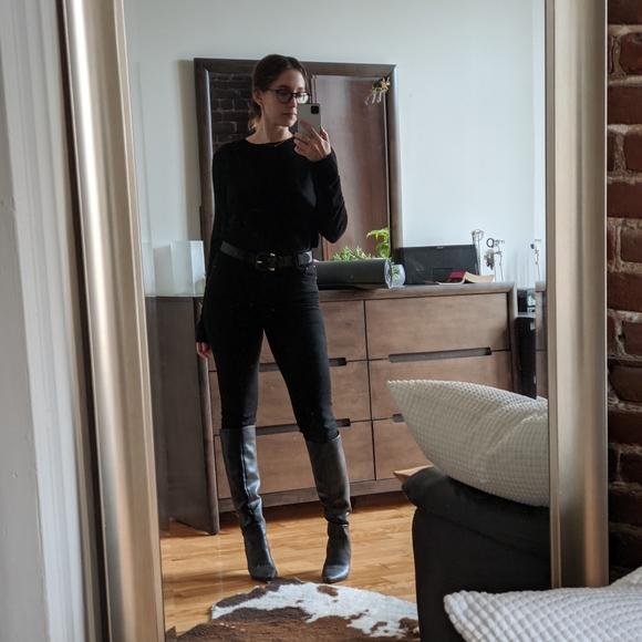 Meet your Posher, Elysa - Picture 4 of 6